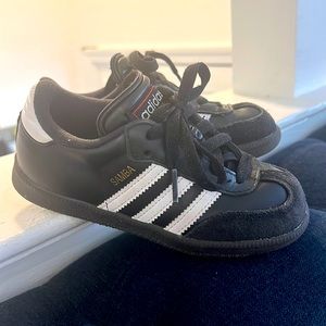 Adidas kids samba sneakers size 12
